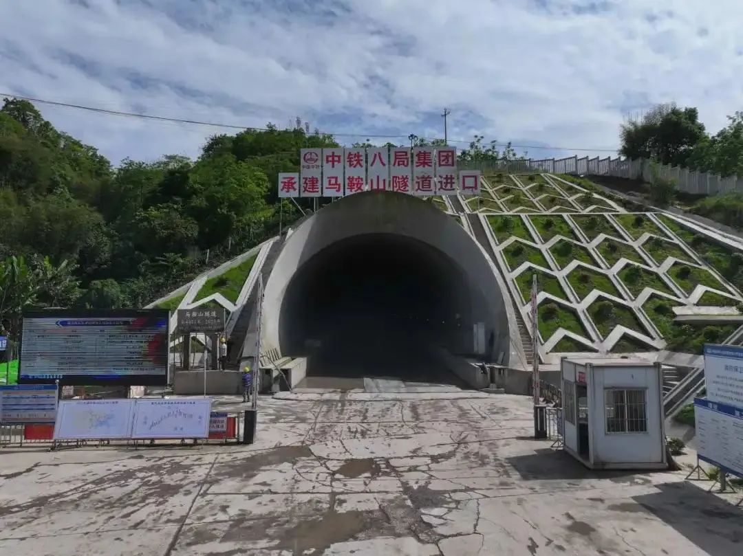 1746497621495306.jpg 640 (2).jpg