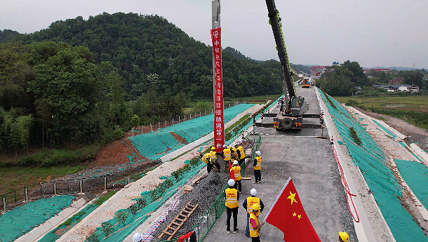 1747016528498981.png 640 (1).png